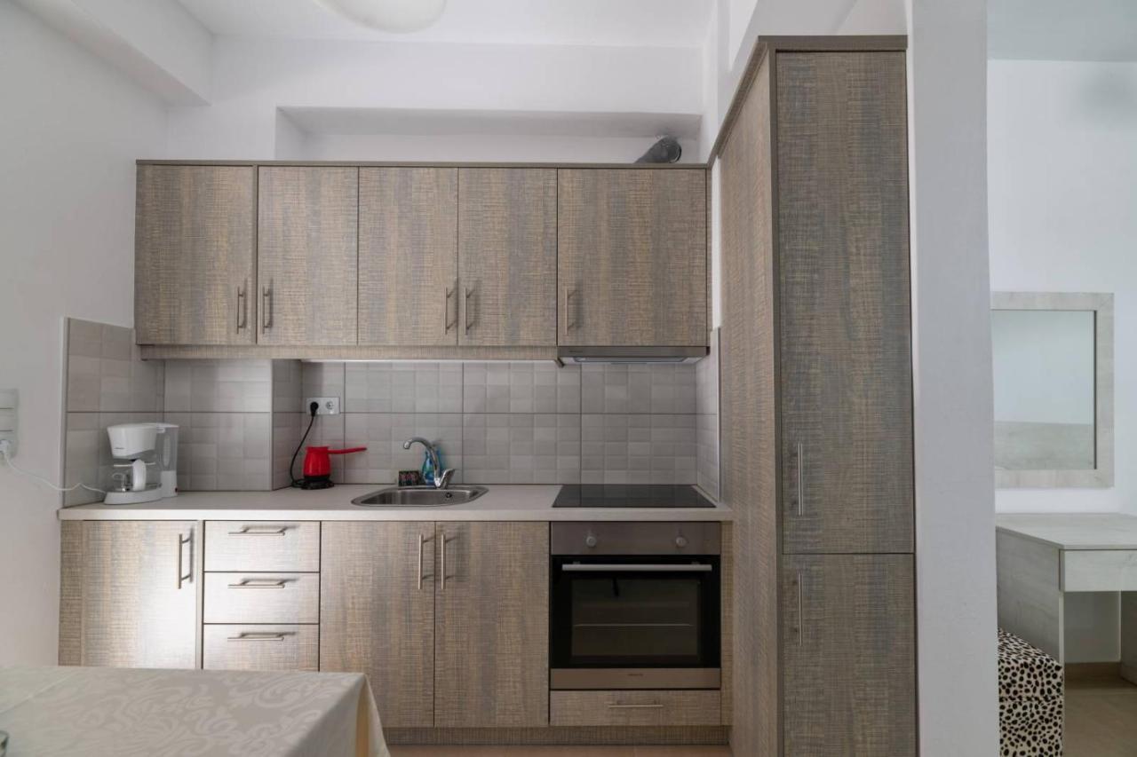 Irini-Kalamaki-Apartments Exterior photo